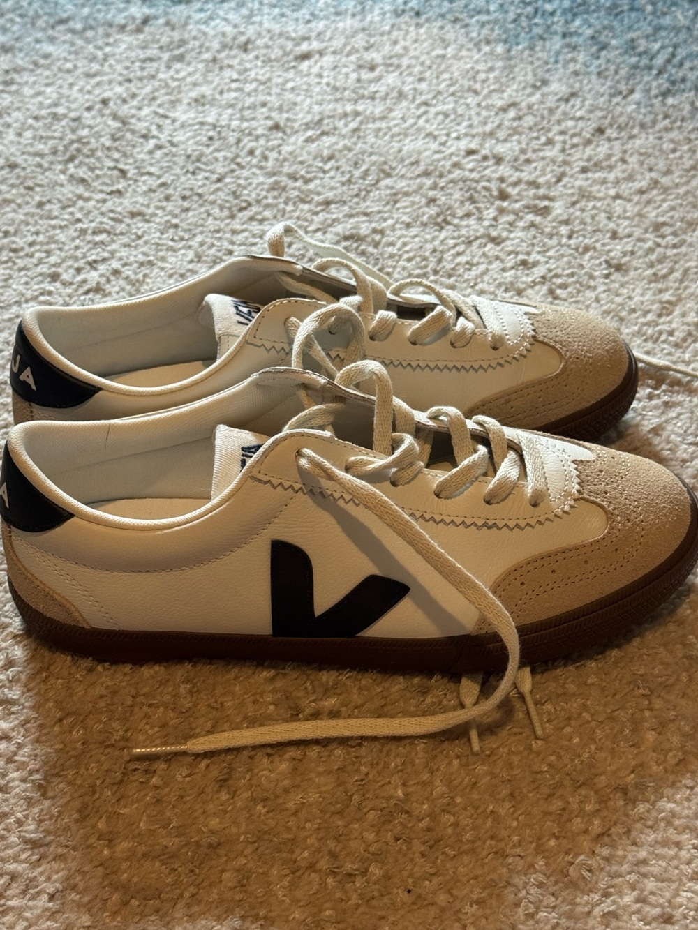 NEW Veja Volley Low Top Sneakers in White Nautico Bark - Picture 5 of 8